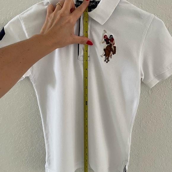 U.S. POLO ASSN polo shirt size S (8 years old) for boys.
100%cotton
Like new - Picture 4 of 6